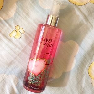 Bath& Body Works Velvet Sugar Shimmer Mist 8fl oz
