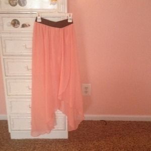 High low , coral pink skirt