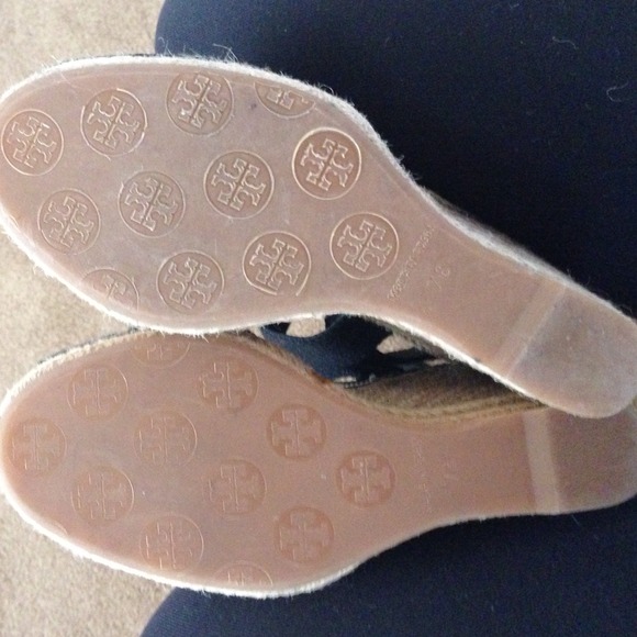 🚫🚫🚫🚫 SOLD Tory Burch Espadrilles Wedges - Picture 4 of 4