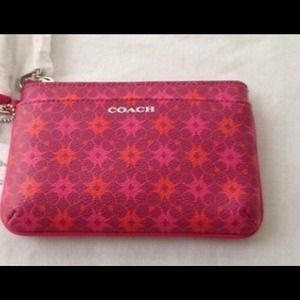 NWT Coach Waverly Wristlet