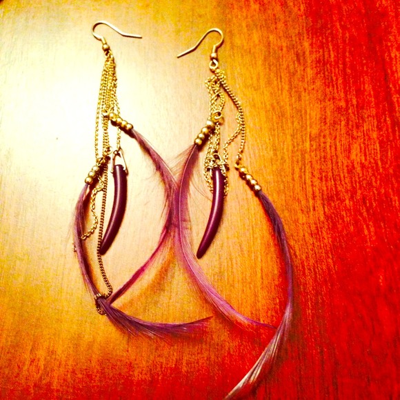 Earrings - Picture 1 of 1