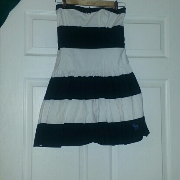 Blue and white strapless dress