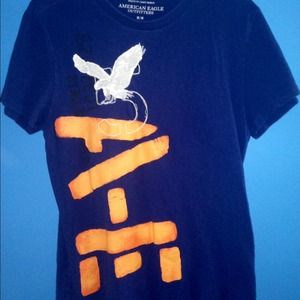*SOLD IN BUNDLE* Men's American Eagle Navy T-Shirt