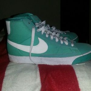 Green NIKE hi tops