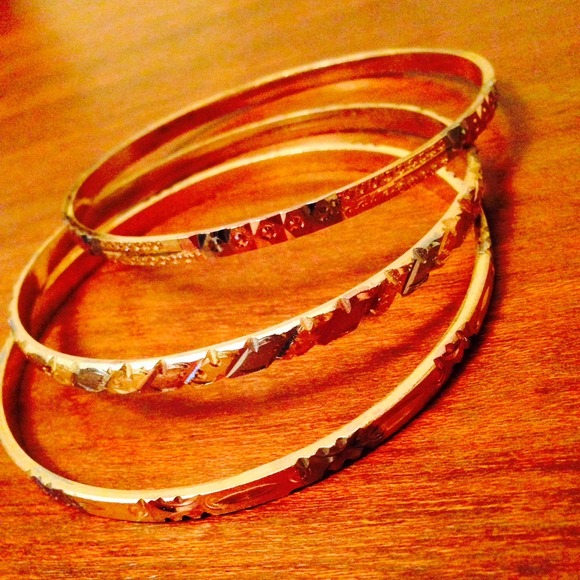 Bracelets - Picture 2 of 2