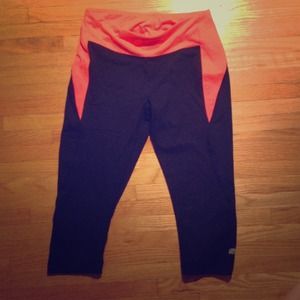Marika tec coral and black crops