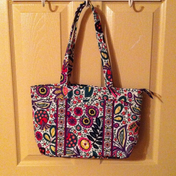 Vera Bradley tote