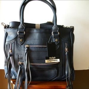 💠💠Navy Blue Fringed Zippered Satchel💠💠