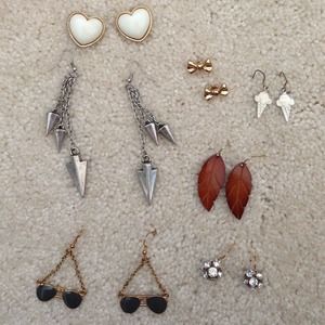 NWOT never worn lot of earrings!