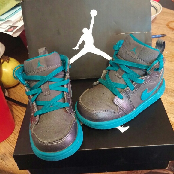 Nike Air Jordan 1 Mid