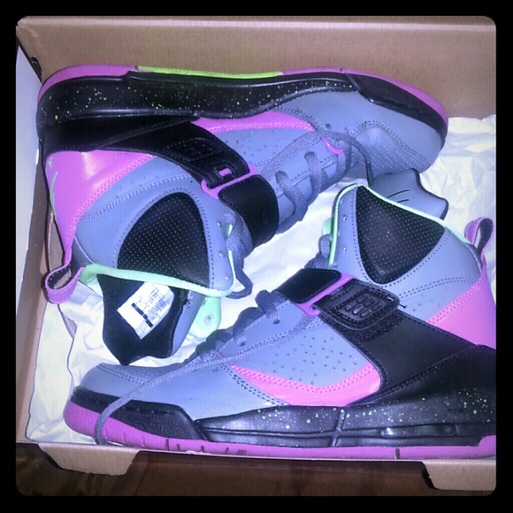 Jordan shoes - Picture 1 of 4