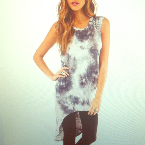 Black and white tie dye tunic tank with