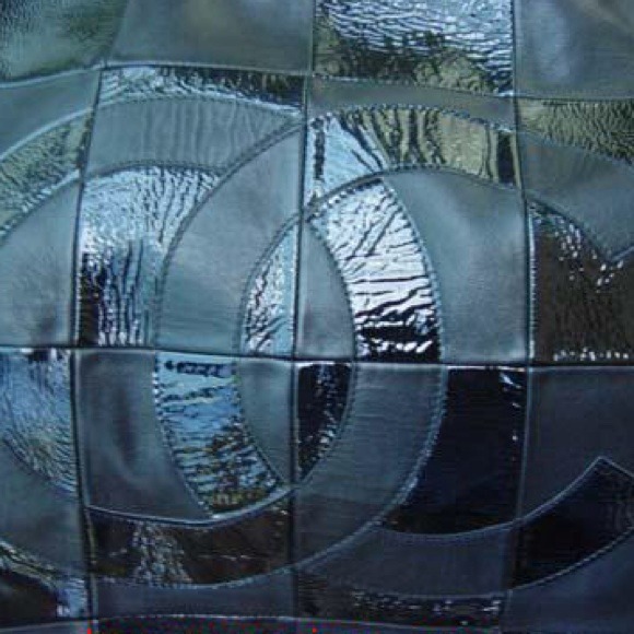 SOLD AUTHENTIC Chanel Brooklyn Patchwork bag - Picture 2 of 4