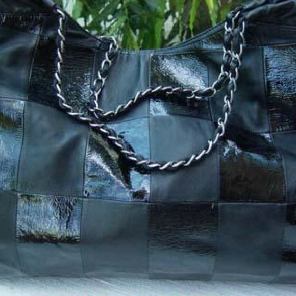 SOLD AUTHENTIC Chanel Brooklyn Patchwork bag - Picture 3 of 4