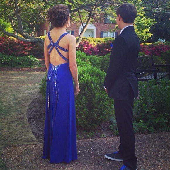 Elegant Prom Dress!!