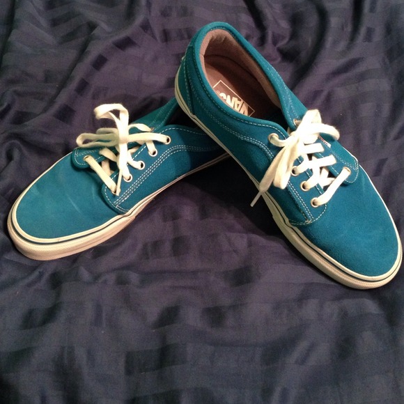 Vans!! 💚💙 - Picture 2 of 4