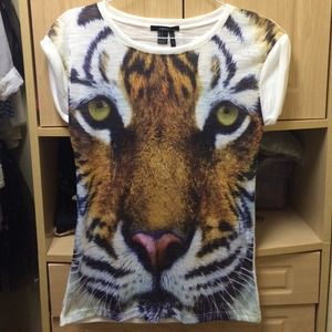 Tiger Graphic Tee