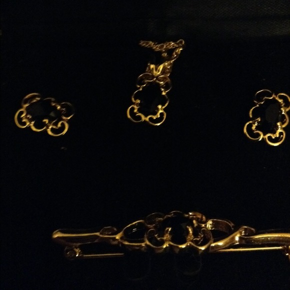 Black onyx jewelry set