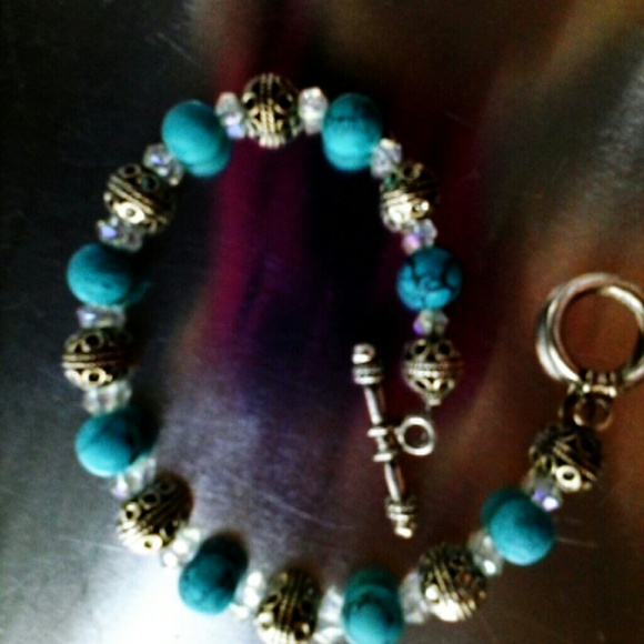 Bracelet - Picture 1 of 4