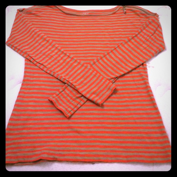 Orange/tan striped loft shirt/bundled for Ces19