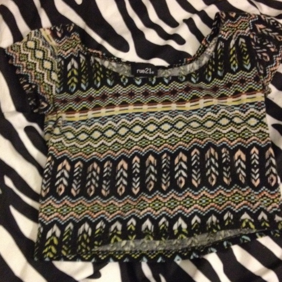Tribal Crop Top. 95% Cotton 5% Spandex. Worn twice - Picture 1 of 1