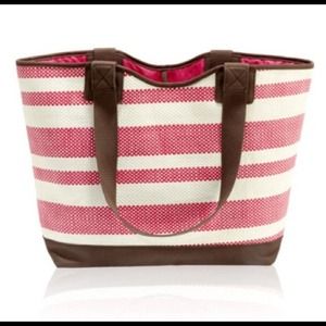 THIRTY ONE BRAND NEW EURO STRAW TOTE