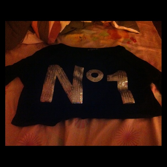 Black crop top