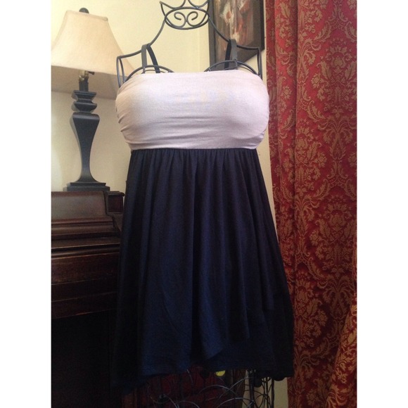 Sleeveless XXI dress