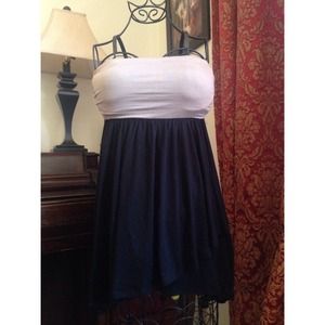 Sleeveless XXI dress