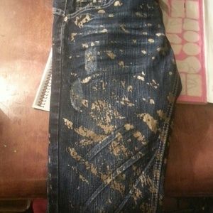 "Splatered" skinney jeans