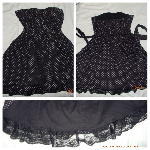 strapless Black dress