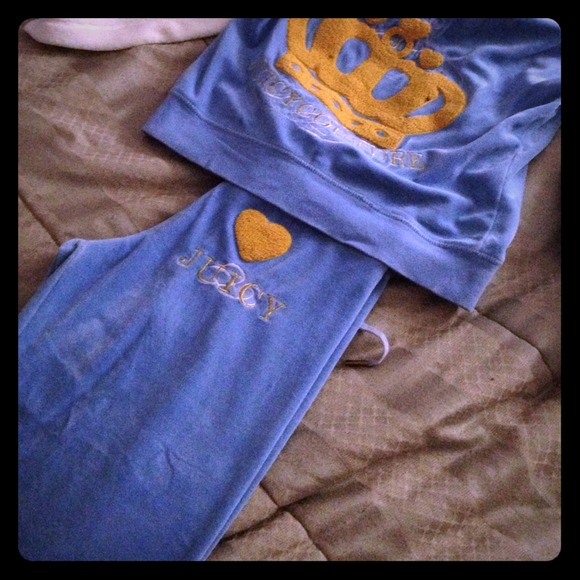Juicy couture baby blue sweat suit