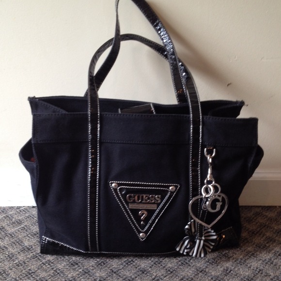 Guess Tote