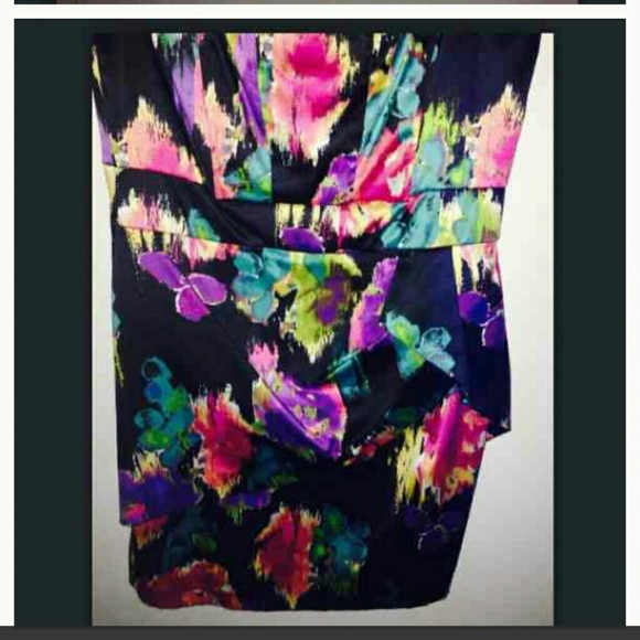 ??Strapless  peplum dress