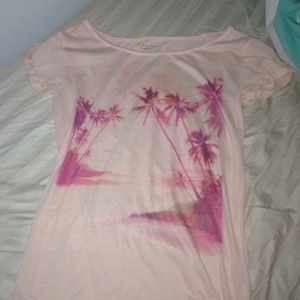Light pink American eagle xsmall graphic tee