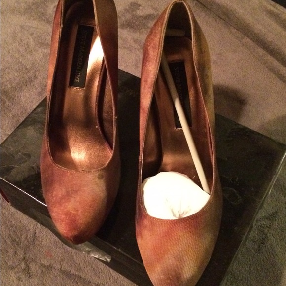 Glam multi color shoes - Picture 2 of 2