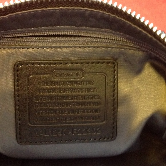 NOT FOR SALE - Authentic Coach Pocketbook - Picture 2 of 4