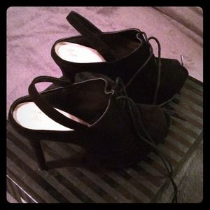 Bootie heels black size 9
