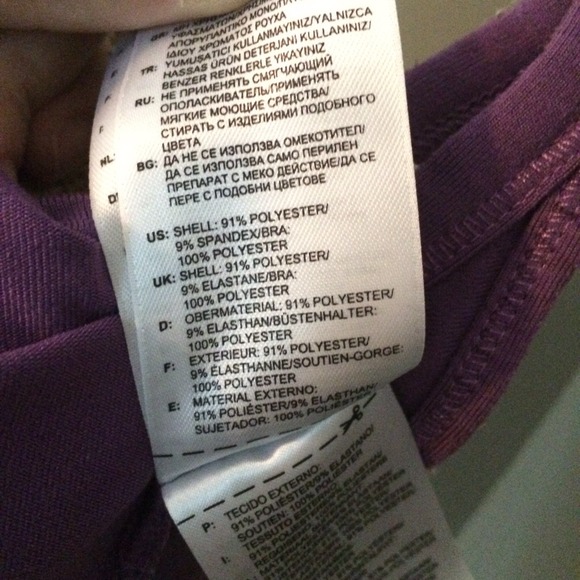 Workout top - Picture 3 of 3