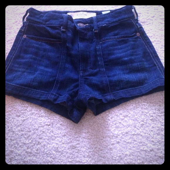 High Waisted Short - Picture 1 of 4