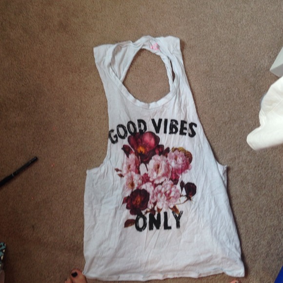 Good vibes only tank