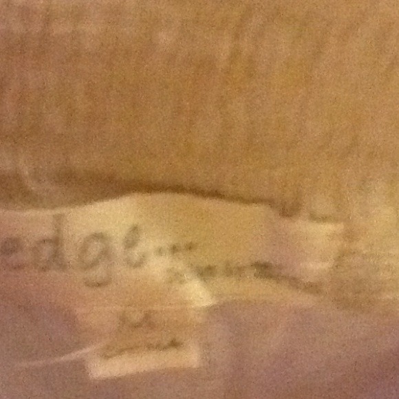 Top - Picture 3 of 3