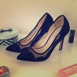 Black Pour La Victoire "Chantel" Pumps. Worn Once!