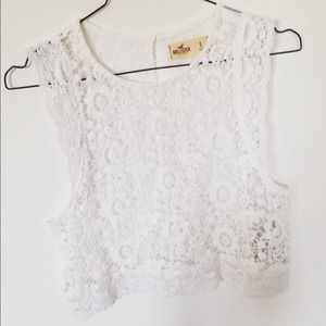 WHITE LACE HOLLISTER TOP