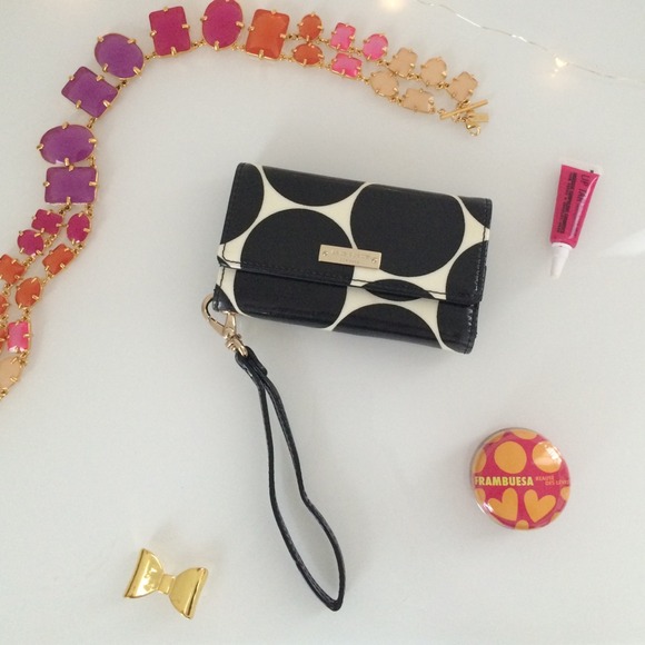Kate Spade Wristlet for iPhone 5/5S. Never used!