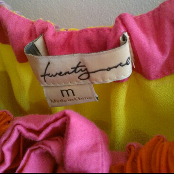 Spring dress. - Picture 2 of 3