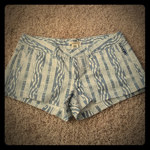 Aztec Billabong Bootie Shorts😍 NWOT!