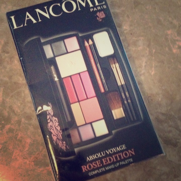 NEW Lancome complete makeup palette Absolu Voyage