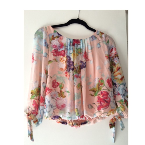 Floral top