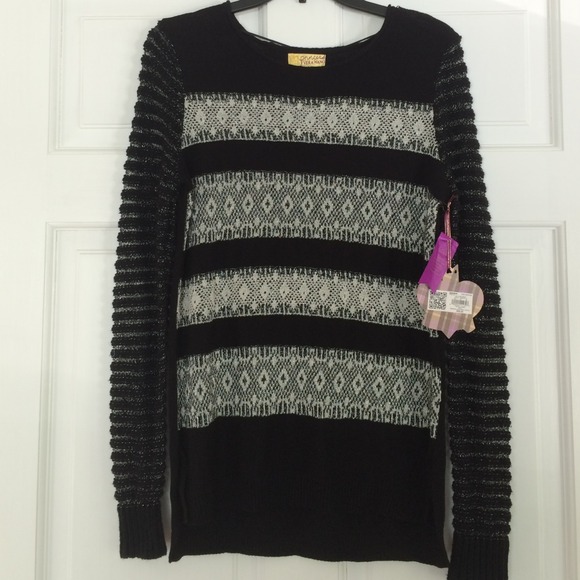 BRAND NEW Gorgeous Sweater